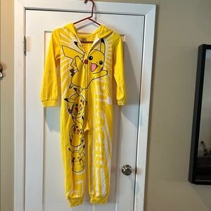Pokemon Pikachu Yellow Kids Pajama Onesie with Hood. Size M.